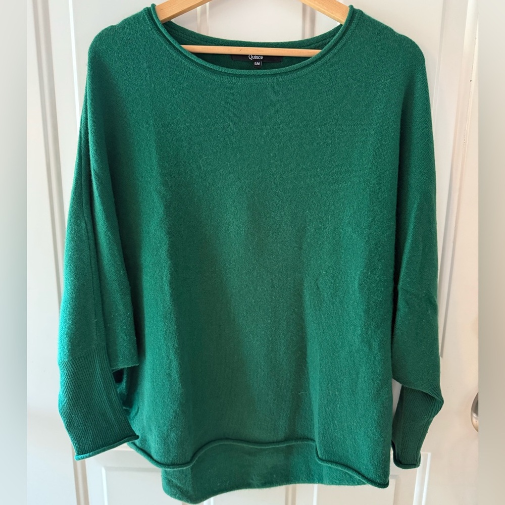 Quince Mongolian Cashmere Batwing Sweater in Everglade Green
